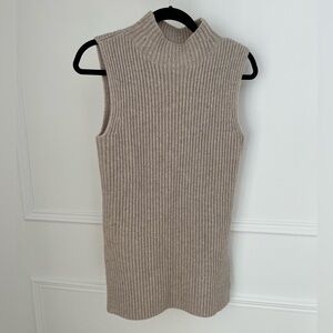 Escada Cream Ribbed Knit Mock Neck Tunic